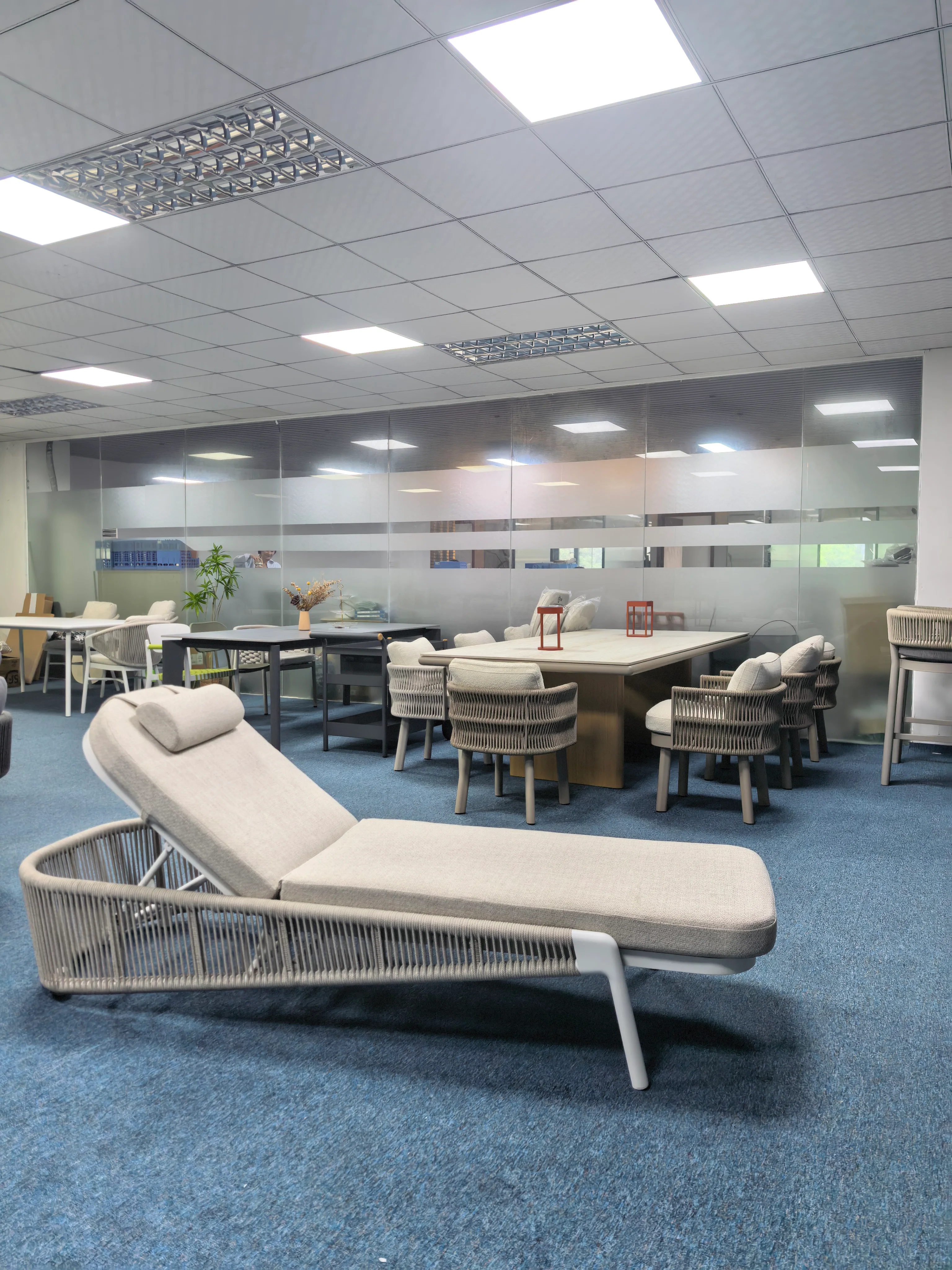 Willong Vienna — Sunlounger